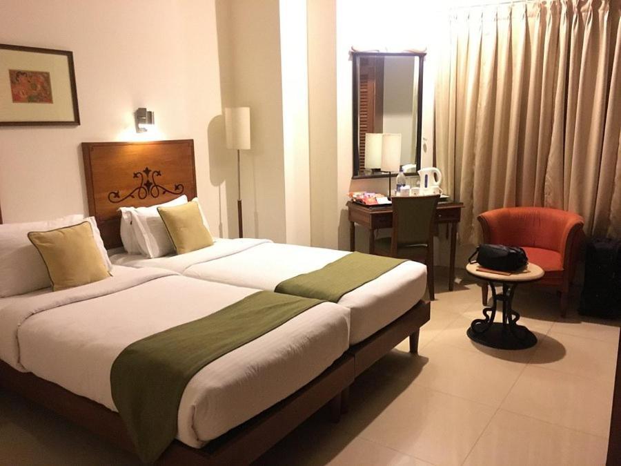 Nani Hotels & Resorts โกลลัม ภายนอก รูปภาพ
